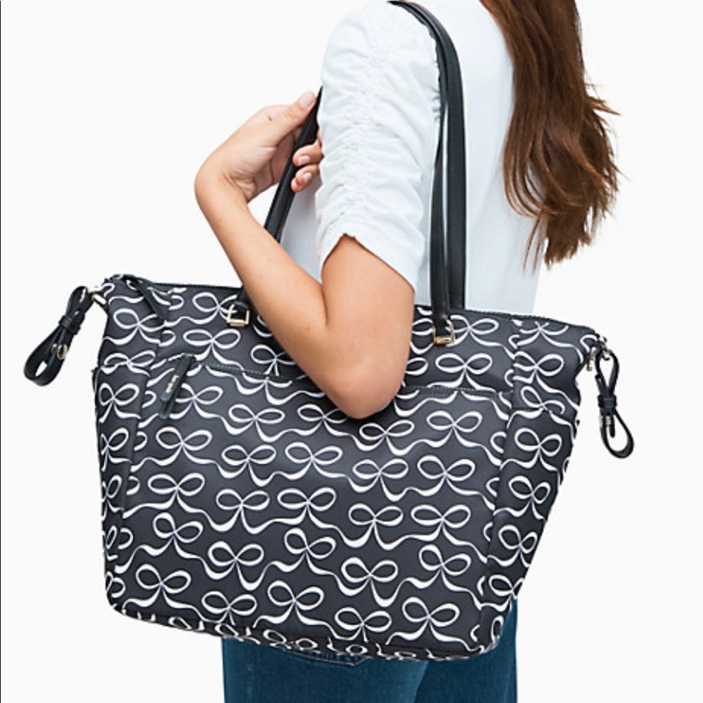 NWOT Kate Spade Jae Elegant Bow Baby Bag! 🖤